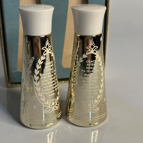 Vintage Table Grace “Grace Before Meals” Salt & Pepper Shaker Set – In Box 2.75" - Picture 7 of 9